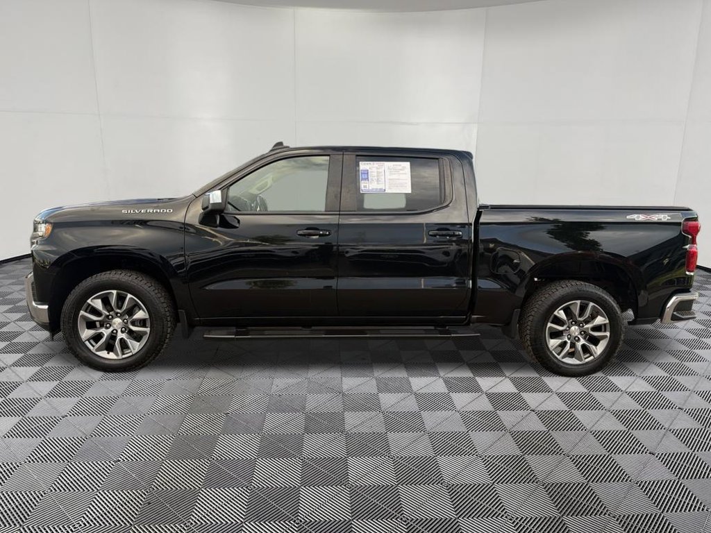 Used 2022 Chevrolet Silverado 1500 LT AWD/4WD image 4