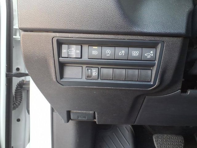 Used 2024 Toyota Tundra SR5 w/ SR5 Convenience Package AWD/4WD image 15