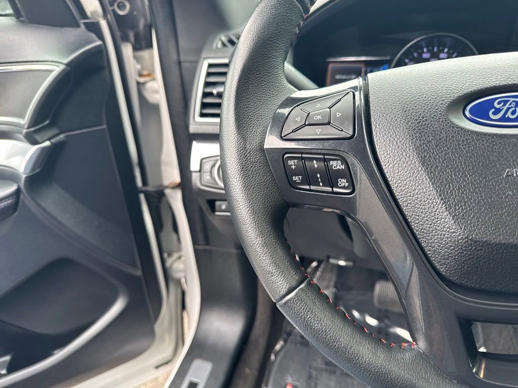 Used 2018 Ford Explorer Sport w/ Equipment Group 401A AWD/4WD image 25