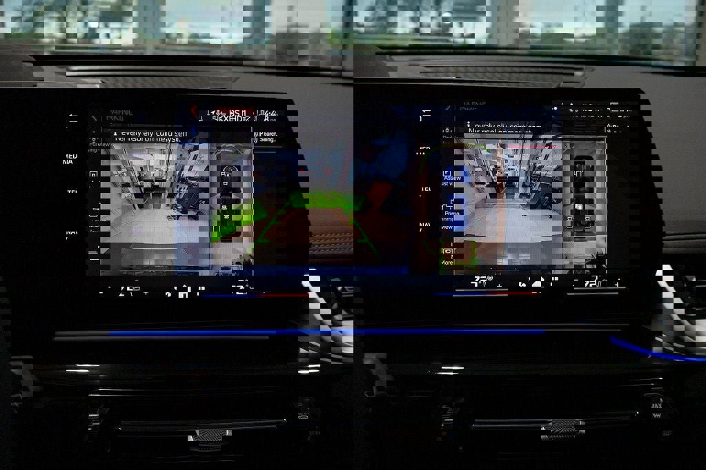 Used 2025 BMW X1 M35i w/ Premium Package image 32