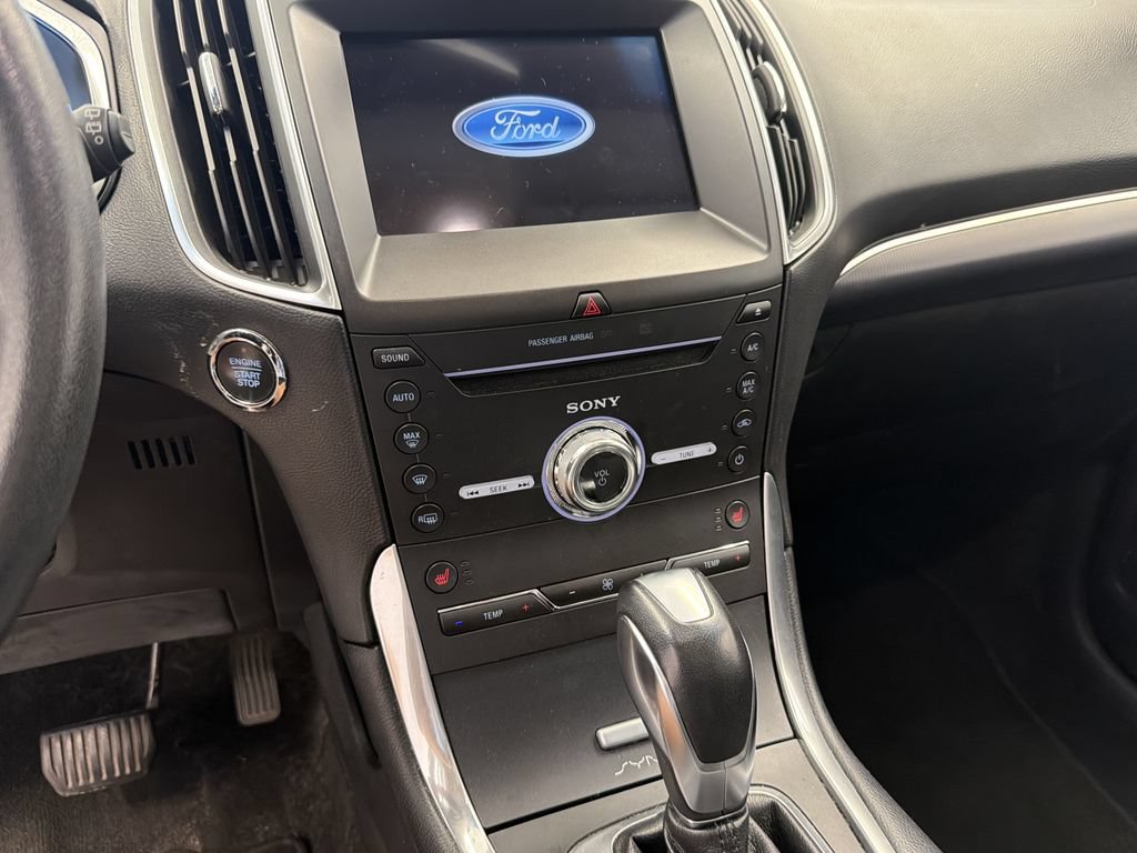 Used 2017 Ford Edge Titanium w/ Technology Package AWD/4WD image 29