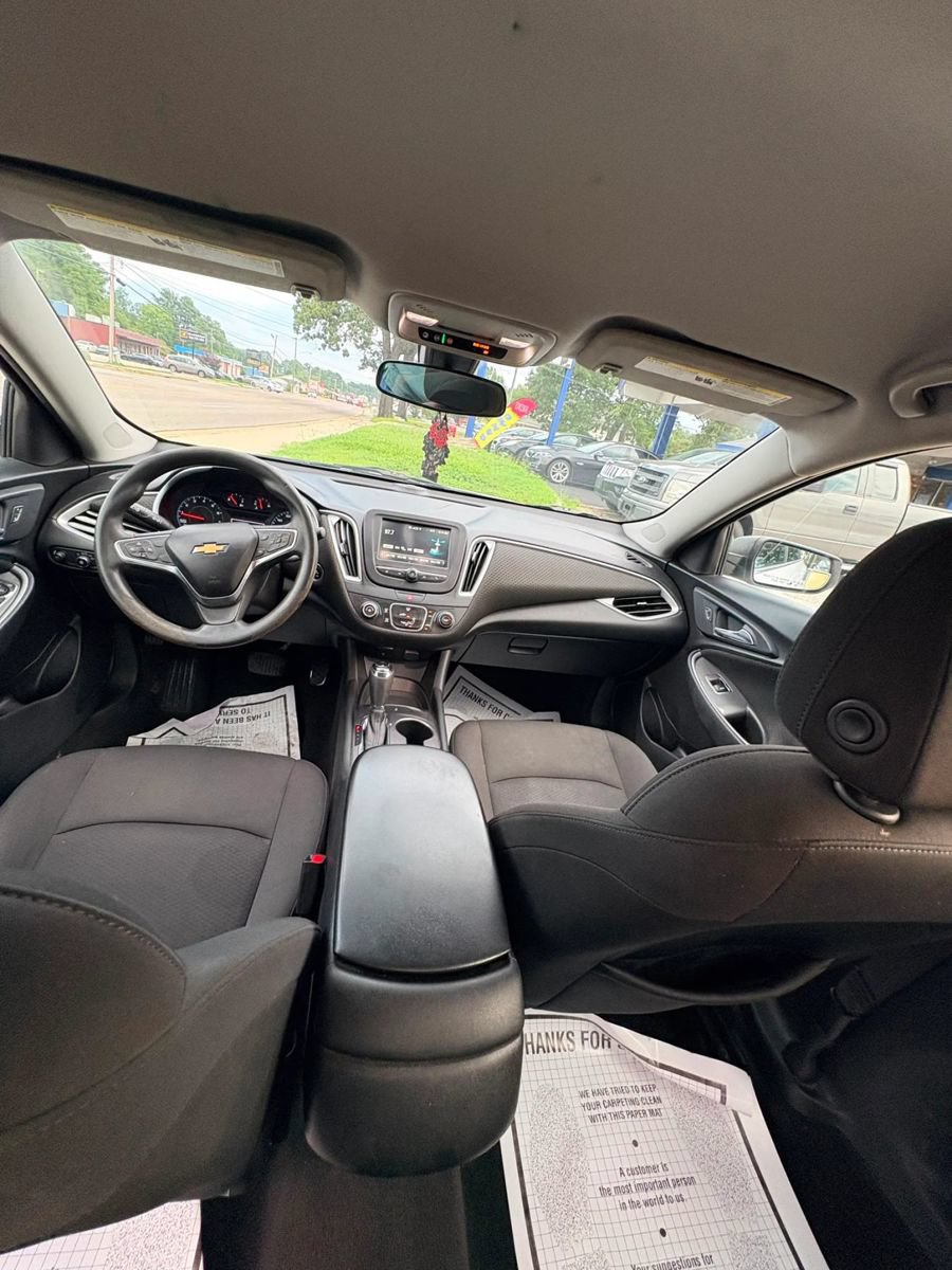 Used 2018 Chevrolet Malibu LS FWD image 8