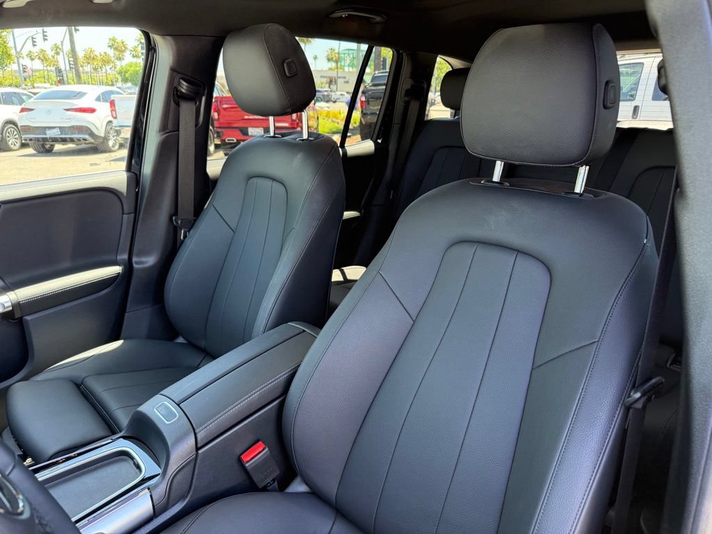 Certified 2026 Mercedes-Benz GLB 250 4MATIC image 12