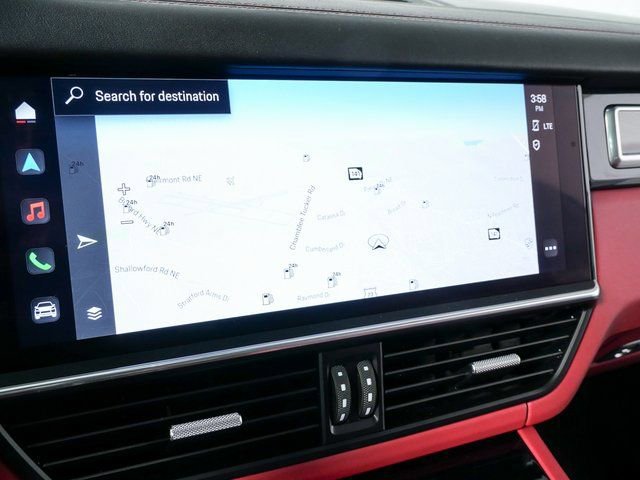 Certified 2022 Porsche Cayenne Turbo image 11