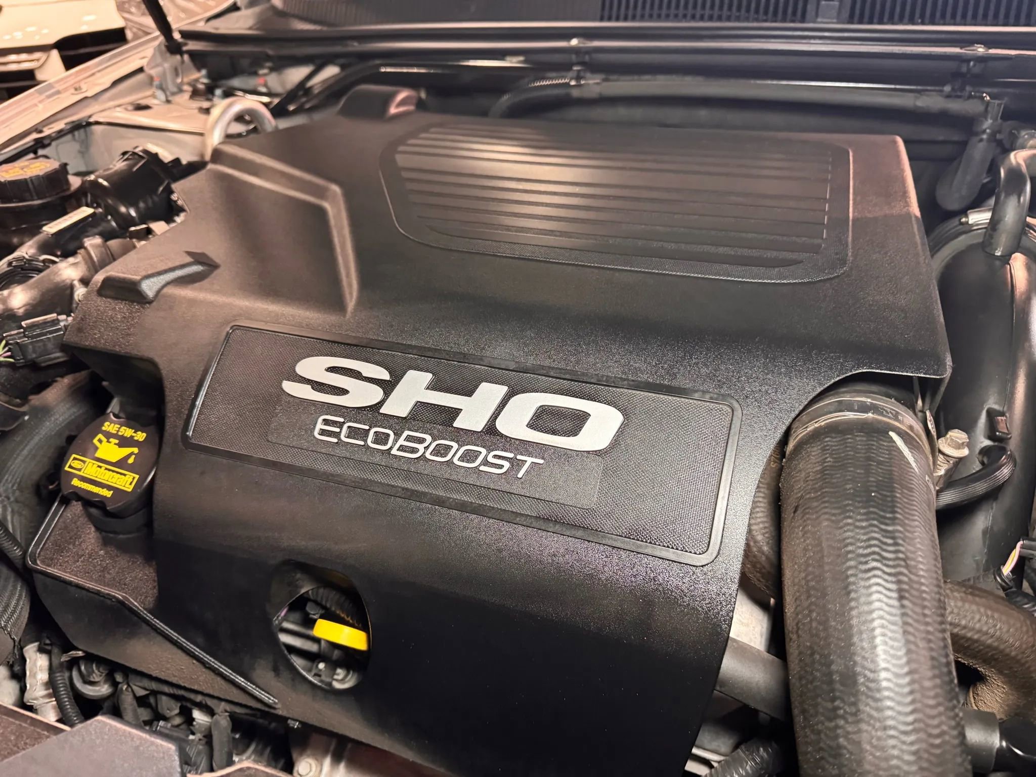 Used 2013 Ford Taurus SHO image 44