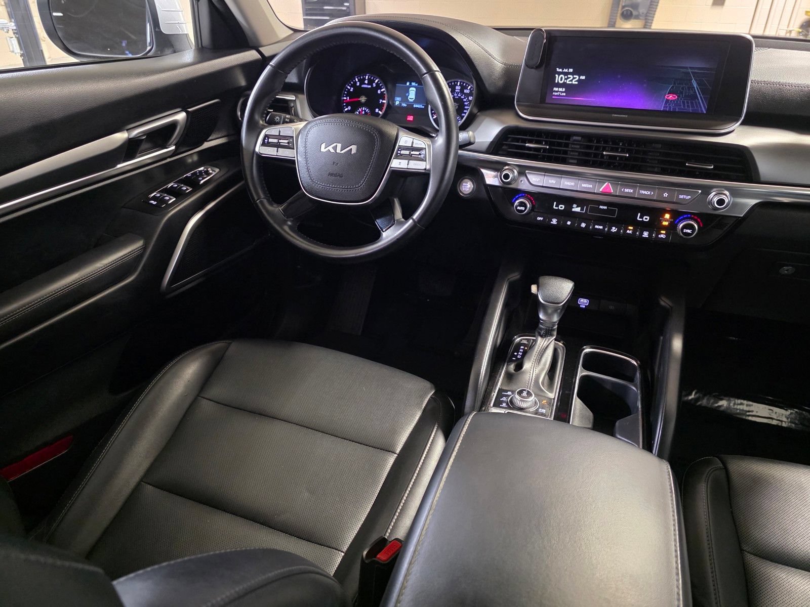 Used 2022 Kia Telluride LX AWD/4WD image 20