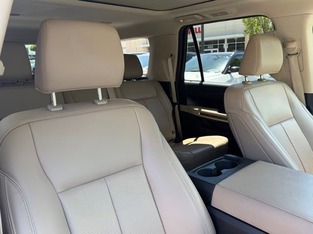Used 2022 Ford Expedition Max XLT AWD/4WD image 31