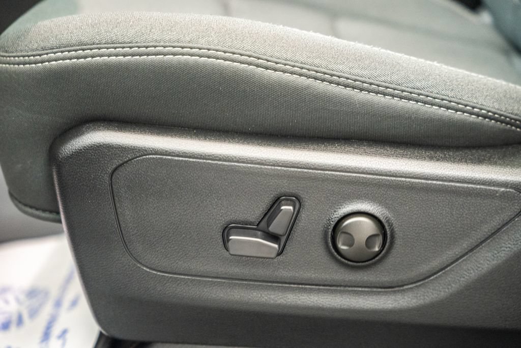 Used 2026 RAM 1500 Big Horn AWD/4WD image 42