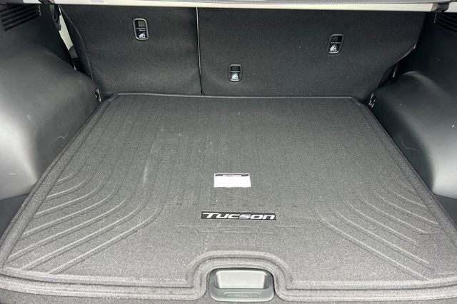 New 2026 Hyundai Tucson Limited AWD/4WD image 15