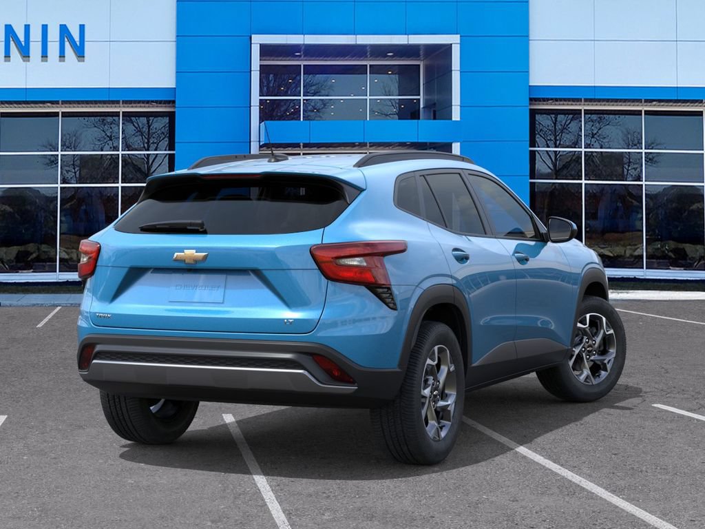New 2026 Chevrolet Trax LT w/ LT Convenience Package FWD image 5