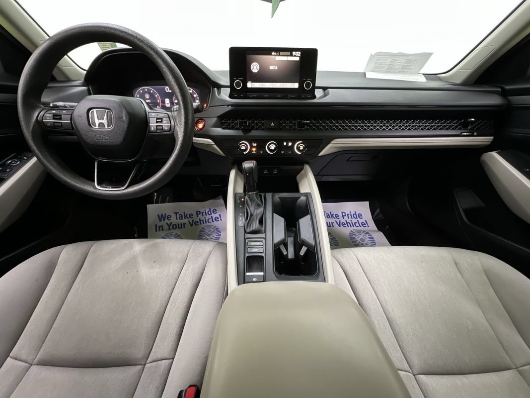 Used 2023 Honda Accord LX image 17