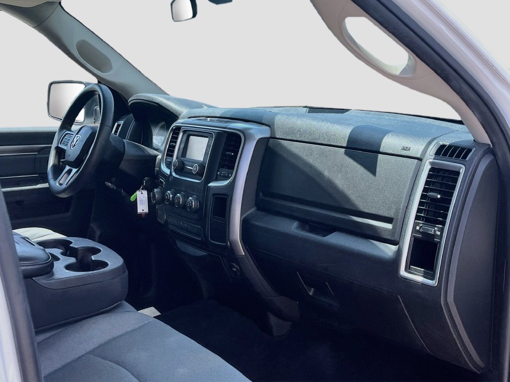 Used 2021 RAM 1500 Classic SLT RWD image 27