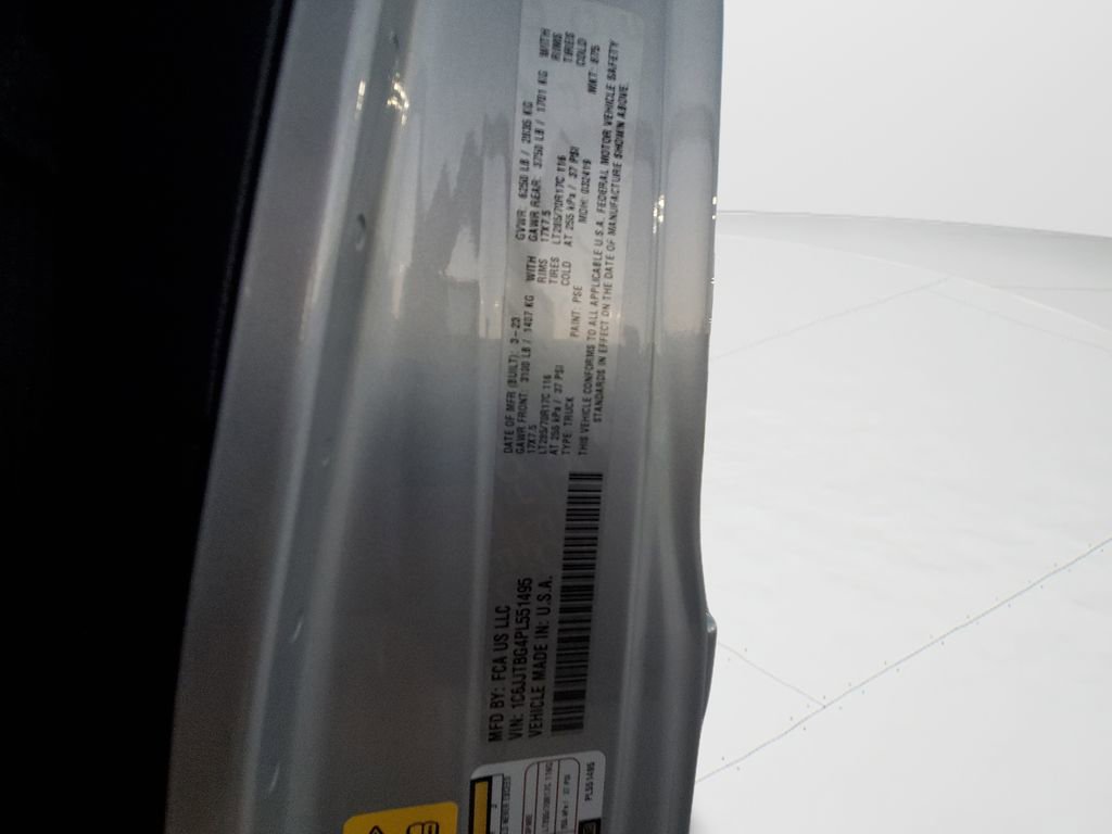 Used 2023 Jeep Gladiator Rubicon w/ LED Lighting Group image 14