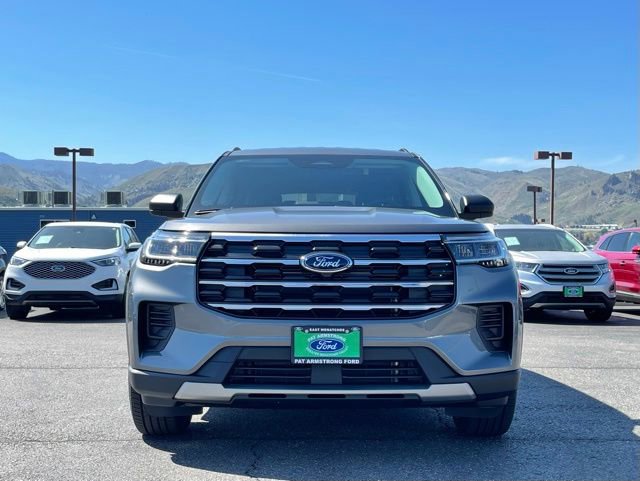 New 2026 Ford Explorer Active image 5