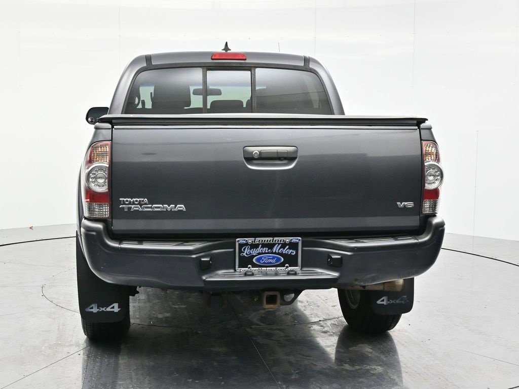 Used 2015 Toyota Tacoma Base image 6