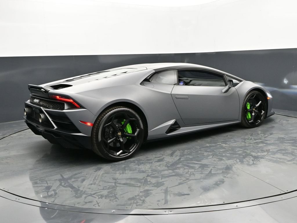 Used 2023 Lamborghini Huracan EVO image 5