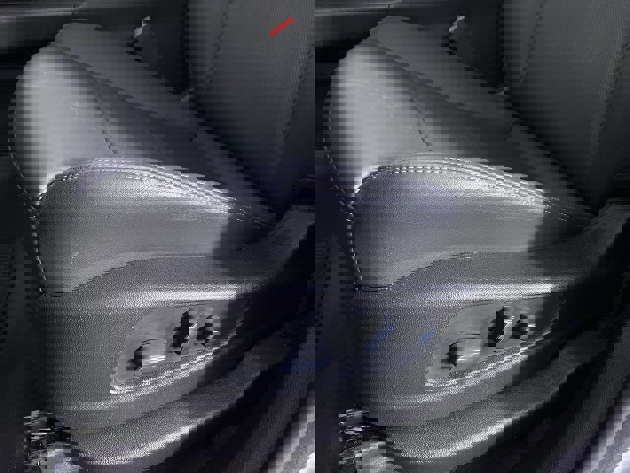 New 2025 Cadillac XT6 Premium Luxury w/ Technology Package image 10