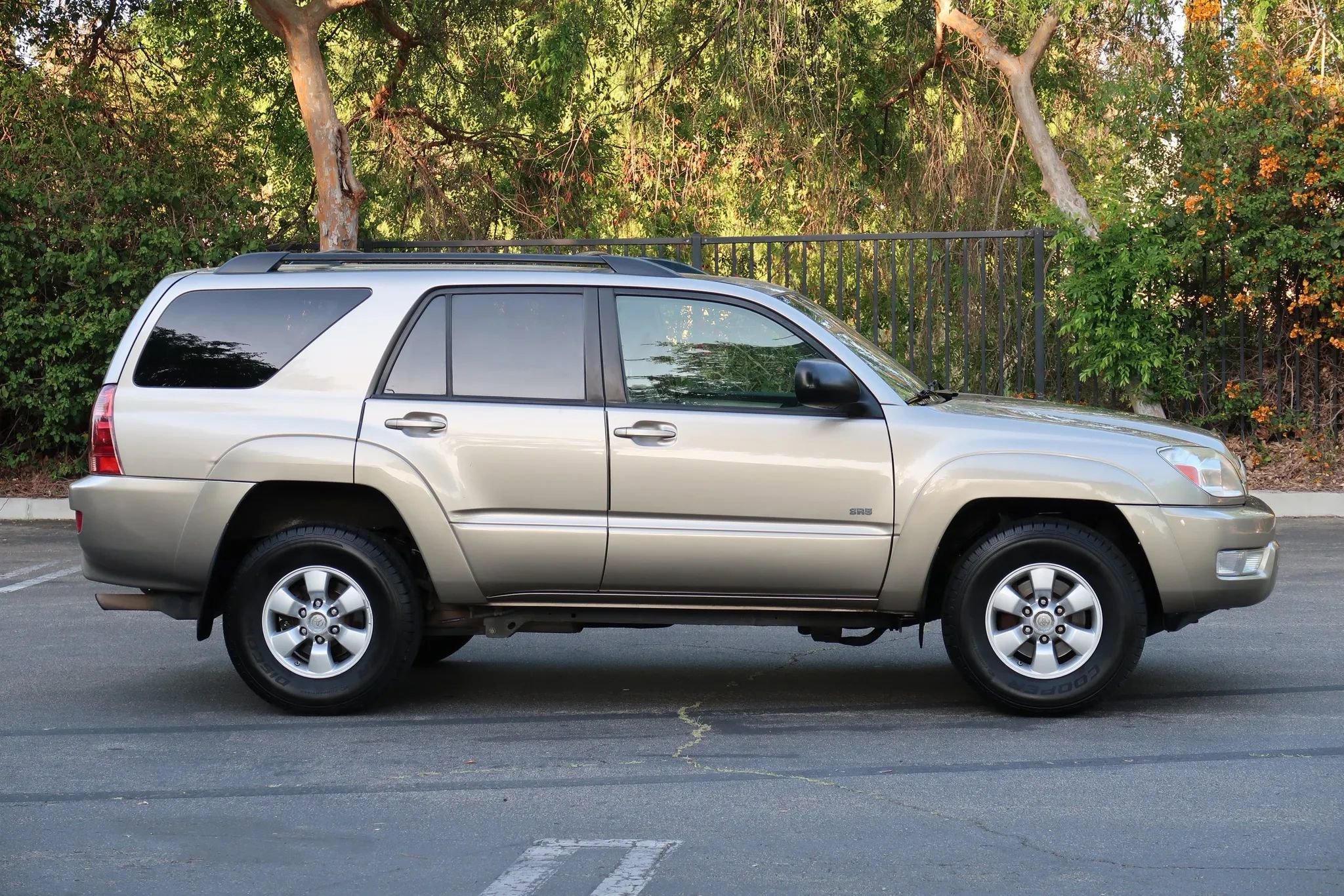 Used 2004 Toyota 4Runner Sport image 6