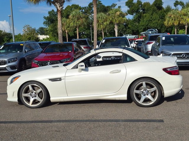 Used 2016 Mercedes-Benz SLK 350 image 8