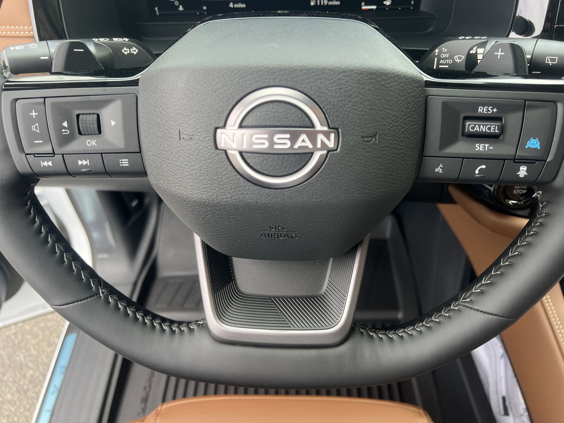 New 2026 Nissan Pathfinder Platinum image 8