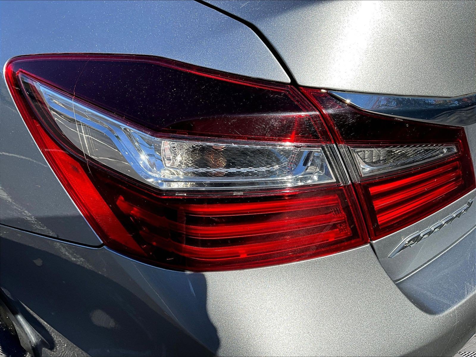 Used 2017 Honda Accord EX-L image 23