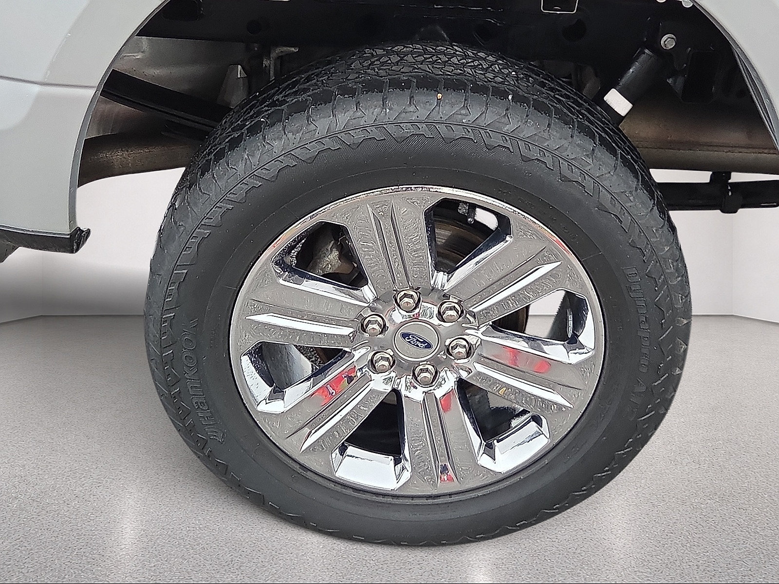 Certified 2019 Ford F150 XLT w/ Equipment Group 302A Luxury AWD/4WD image 7