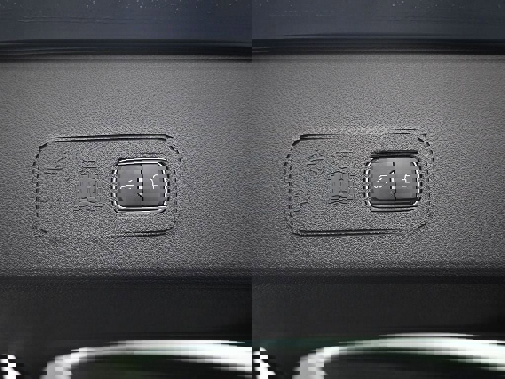 New 2026 Lincoln Aviator AWD image 32