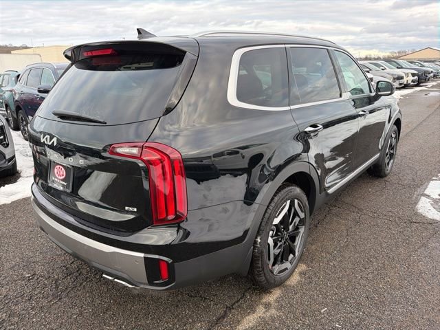 New 2025 Kia Telluride S image 2