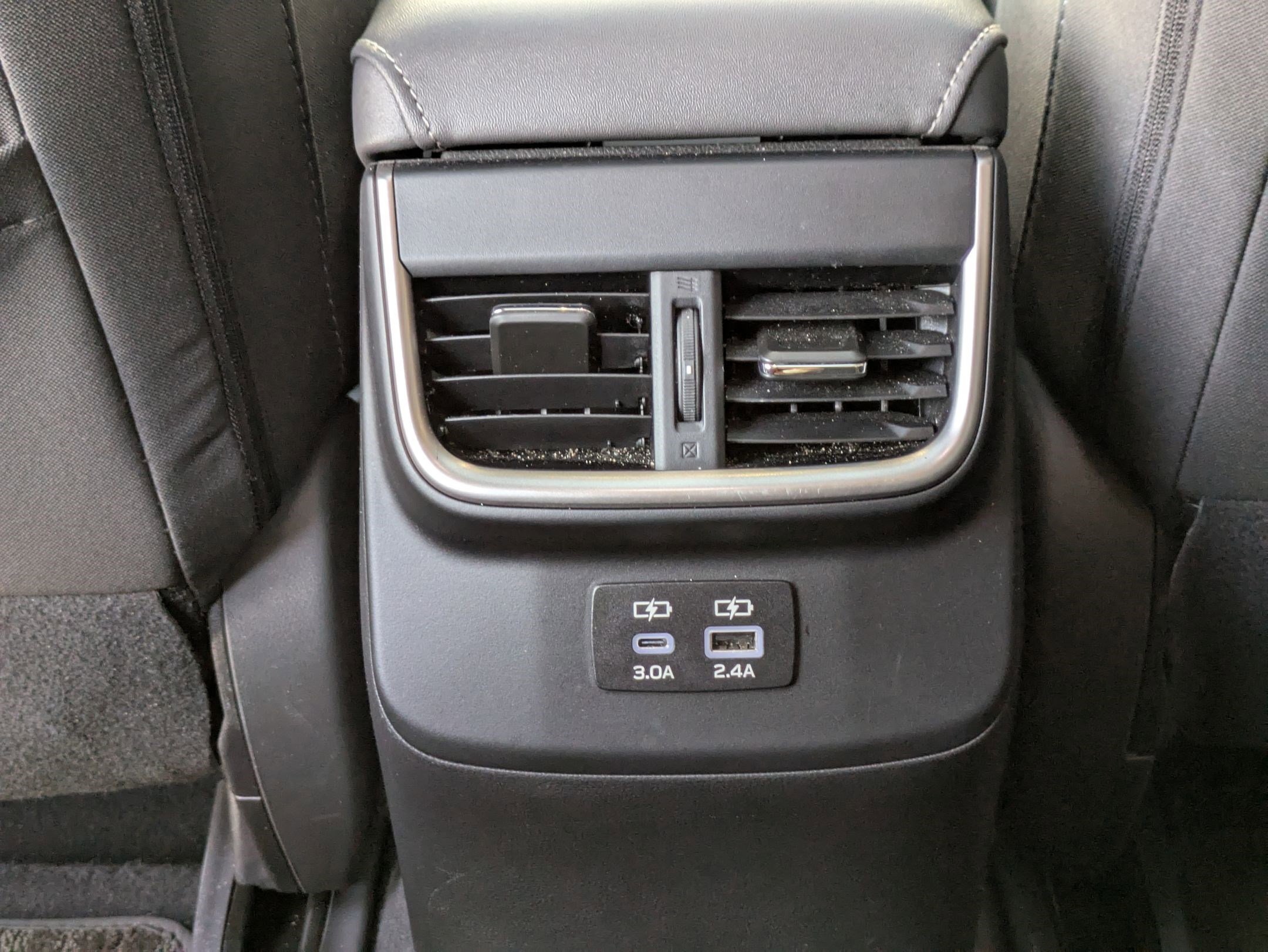 Used 2025 Subaru Outback Premium image 23