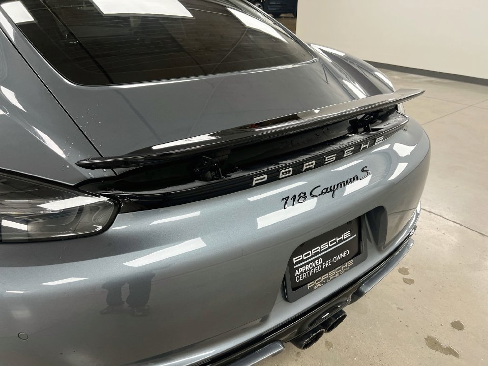 Certified 2025 Porsche 718 Cayman S RWD image 32