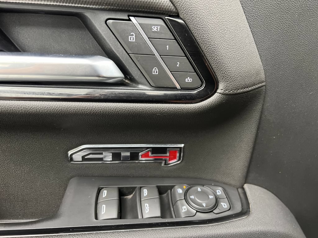 Used 2025 GMC Sierra 1500 AT4 AWD/4WD image 15