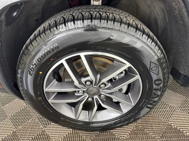 Used 2021 Jeep Grand Cherokee Limited AWD/4WD image 30