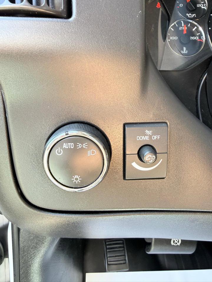 Used 2021 Chevrolet Express 2500 RWD image 16
