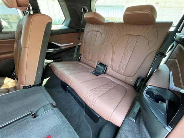 Used 2024 BMW X7 M60i w/ Executive Package AWD/4WD image 10