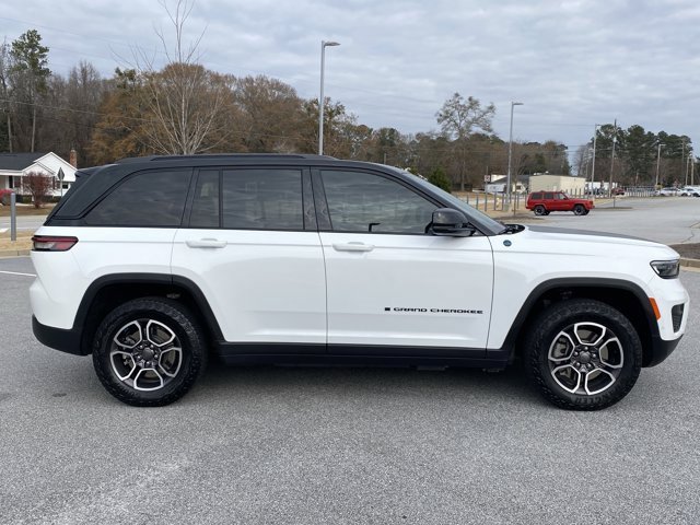 Used 2022 Jeep Grand Cherokee Trailhawk w/ Advanced Protech Group II image 3