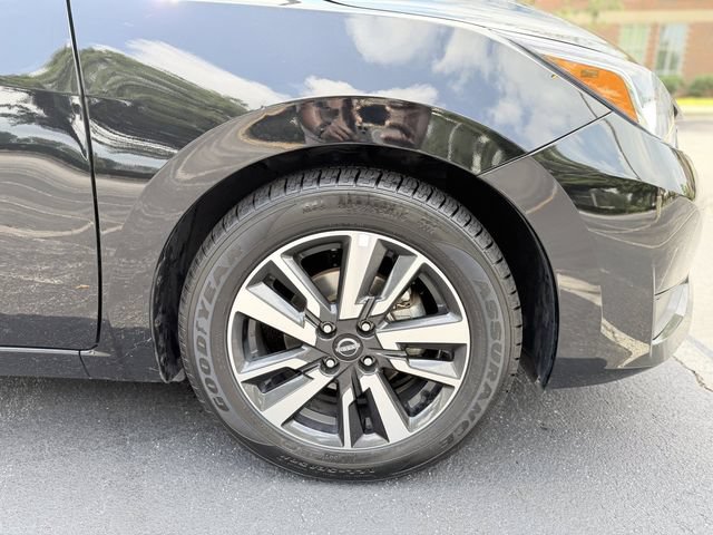 Used 2024 Nissan Versa SV FWD image 37