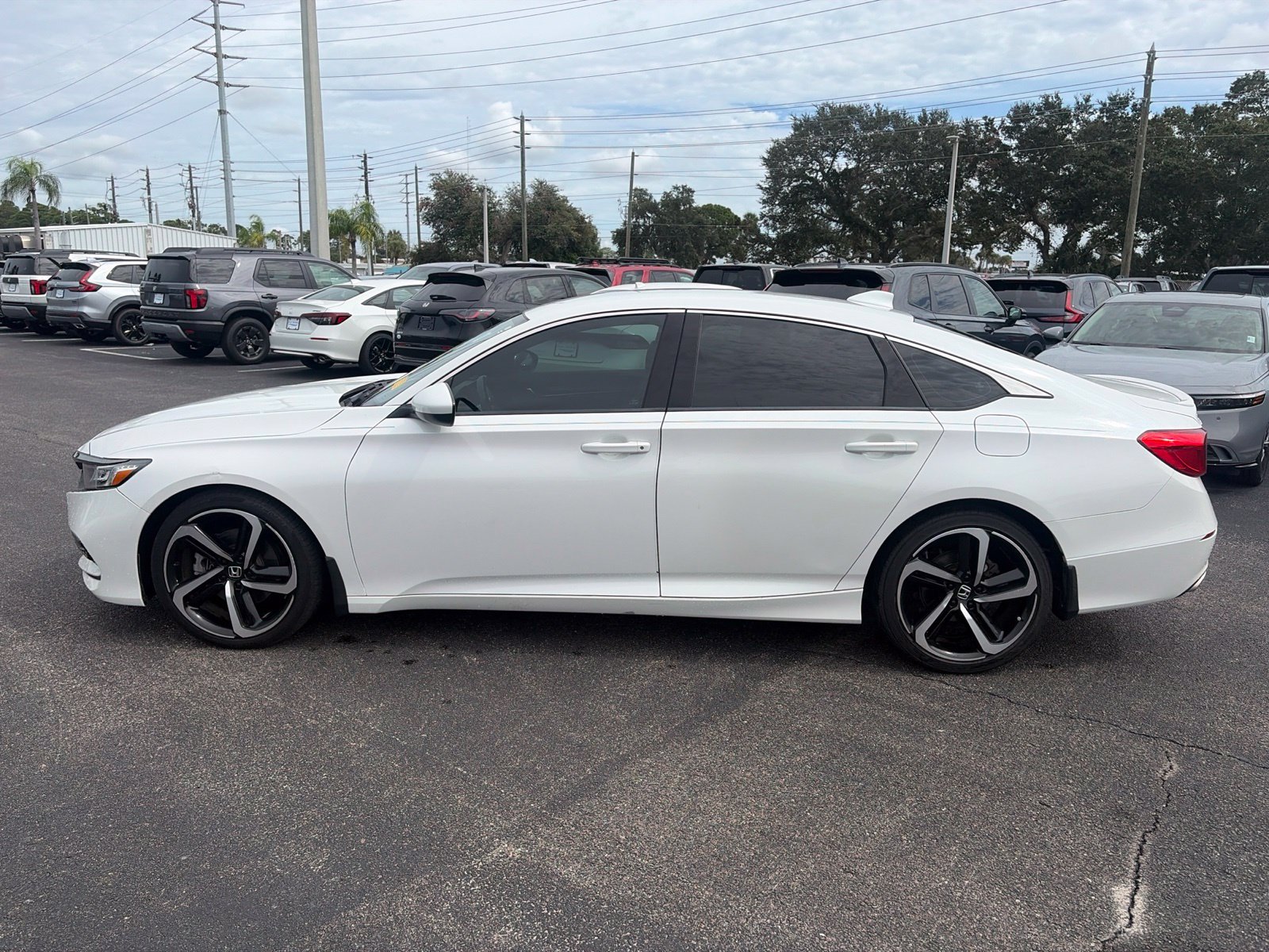 Used 2020 Honda Accord Sport image 4