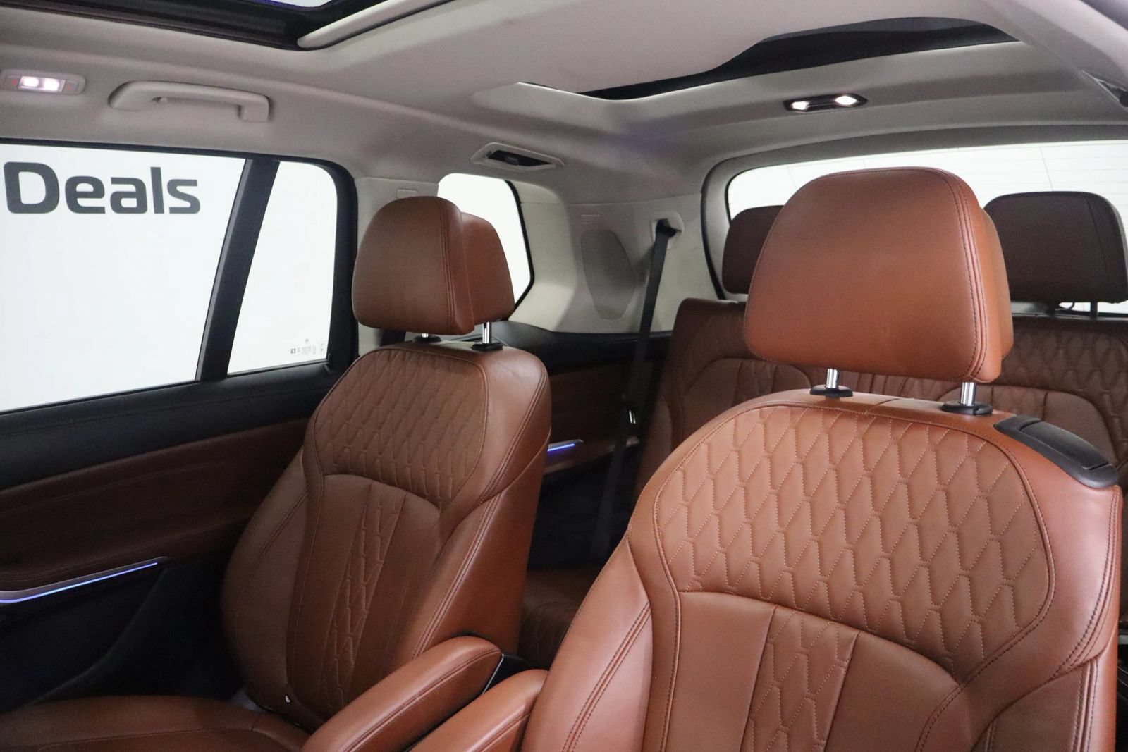 Used 2019 BMW X7 xDrive40i w/ Premium Package AWD/4WD image 19