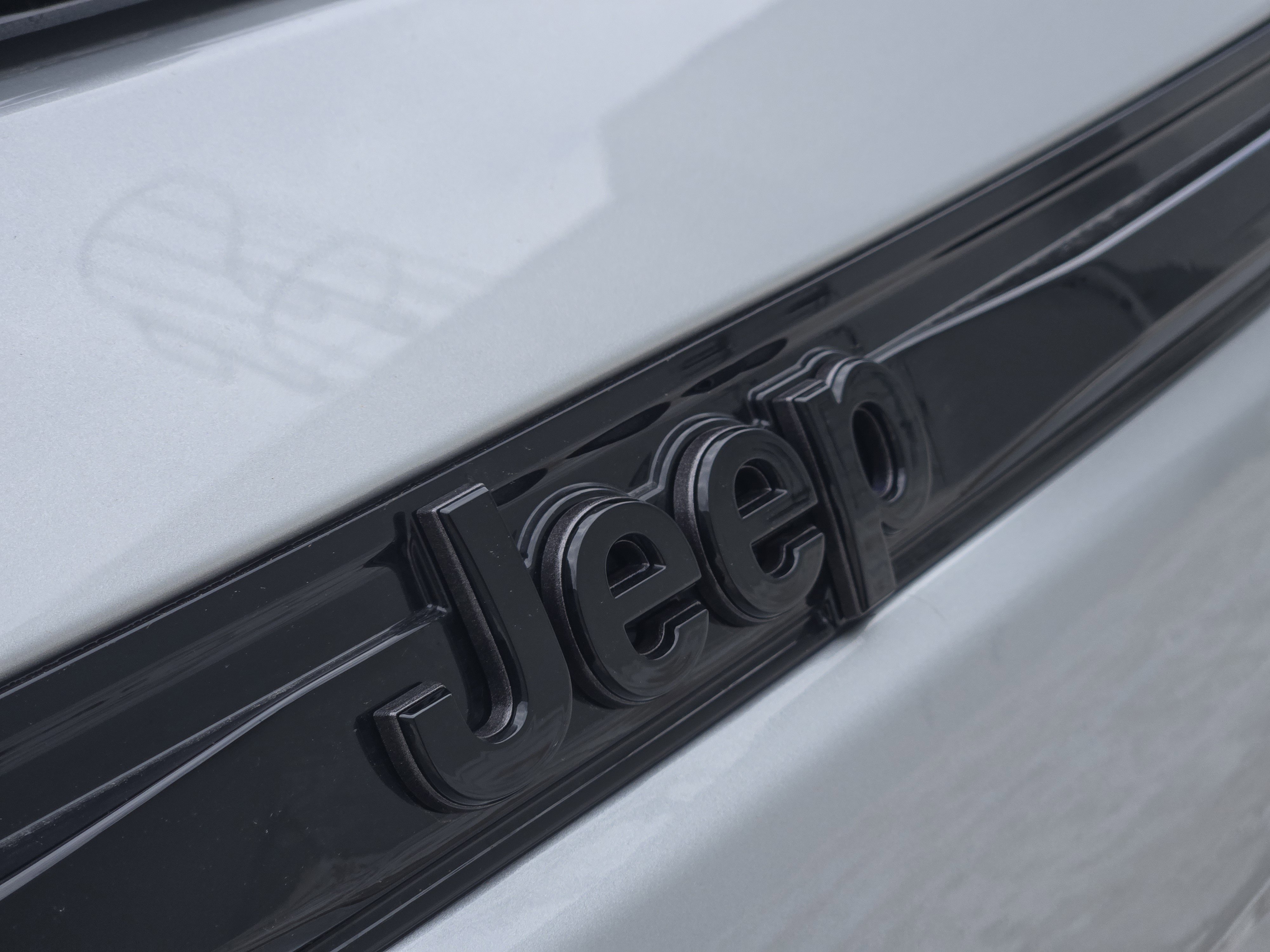 New 2026 Jeep Grand Cherokee Altitude image 7