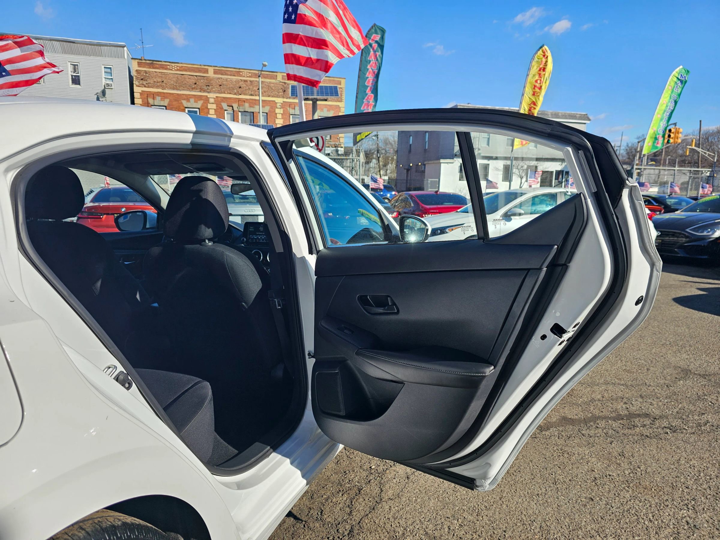 Used 2025 Nissan Sentra SV image 12