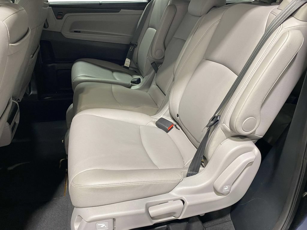 Used 2023 Honda Odyssey Touring image 11