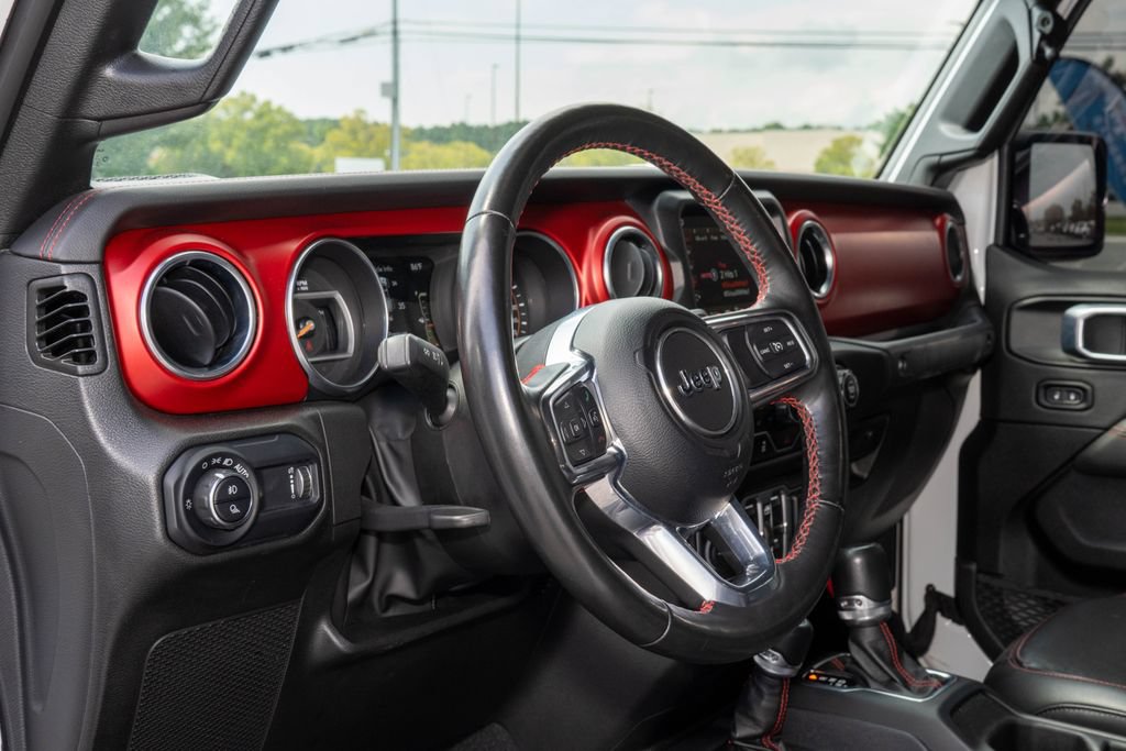 Used 2023 Jeep Gladiator Rubicon w/ Cold Weather Group AWD/4WD image 12