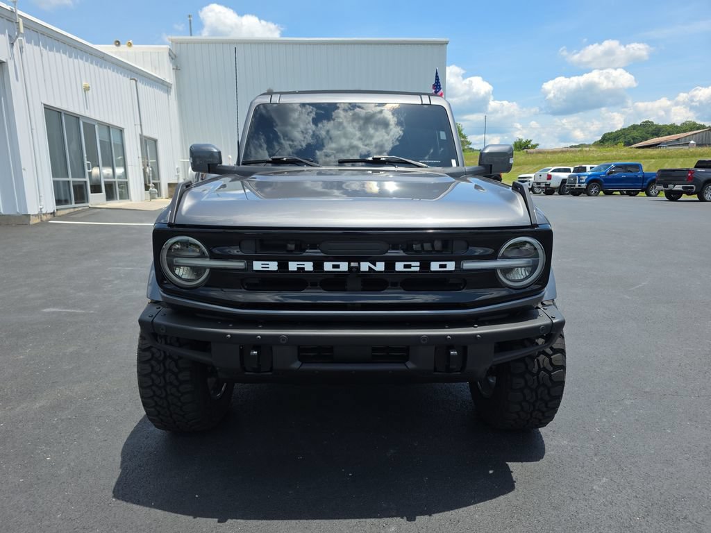 Used 2022 Ford Bronco Outer Banks AWD/4WD image 2