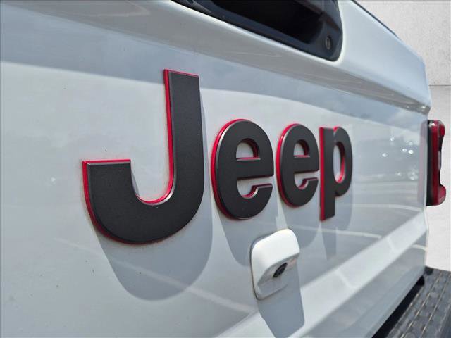 Used 2021 Jeep Gladiator Rubicon AWD/4WD image 24