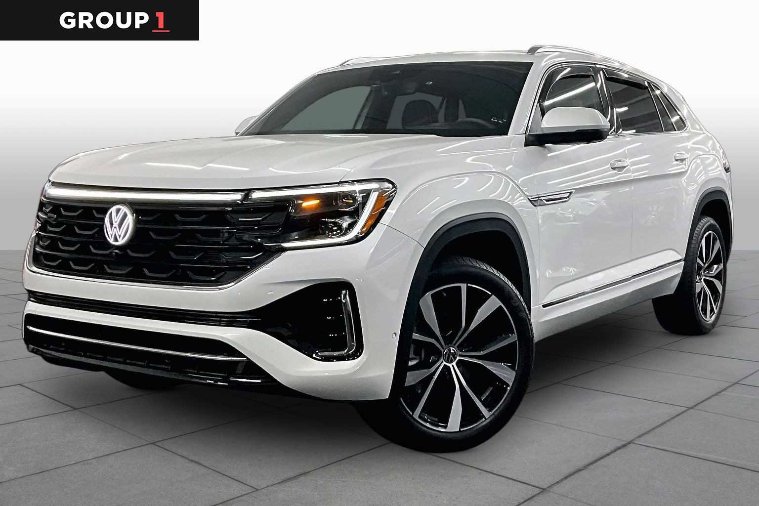 Used 2025 Volkswagen Atlas Cross Sport SEL Premium R-Line