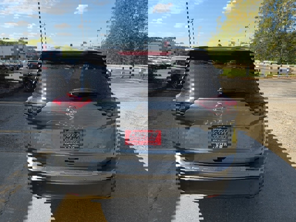New 2026 Nissan Rogue SV image 5
