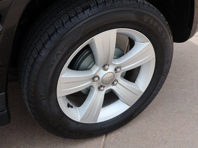Used 2015 Jeep Compass Sport w/ Power Value Group FWD image 32