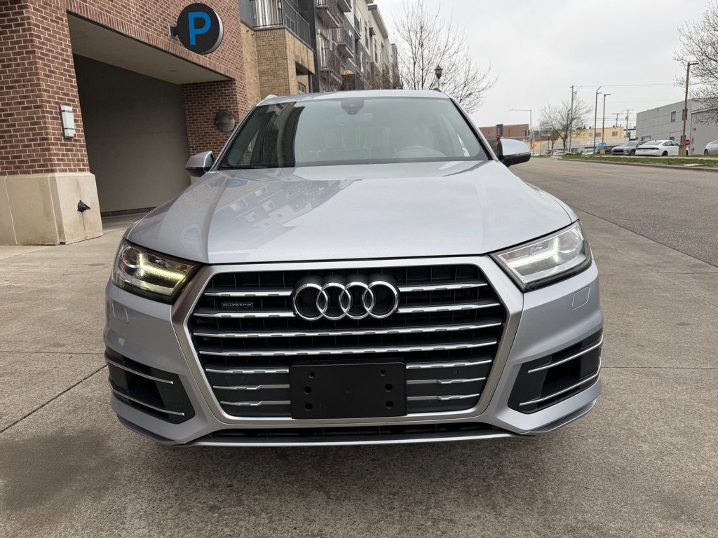 Used 2019 Audi Q7 3.0T Premium w/ Convenience Package AWD/4WD image 2