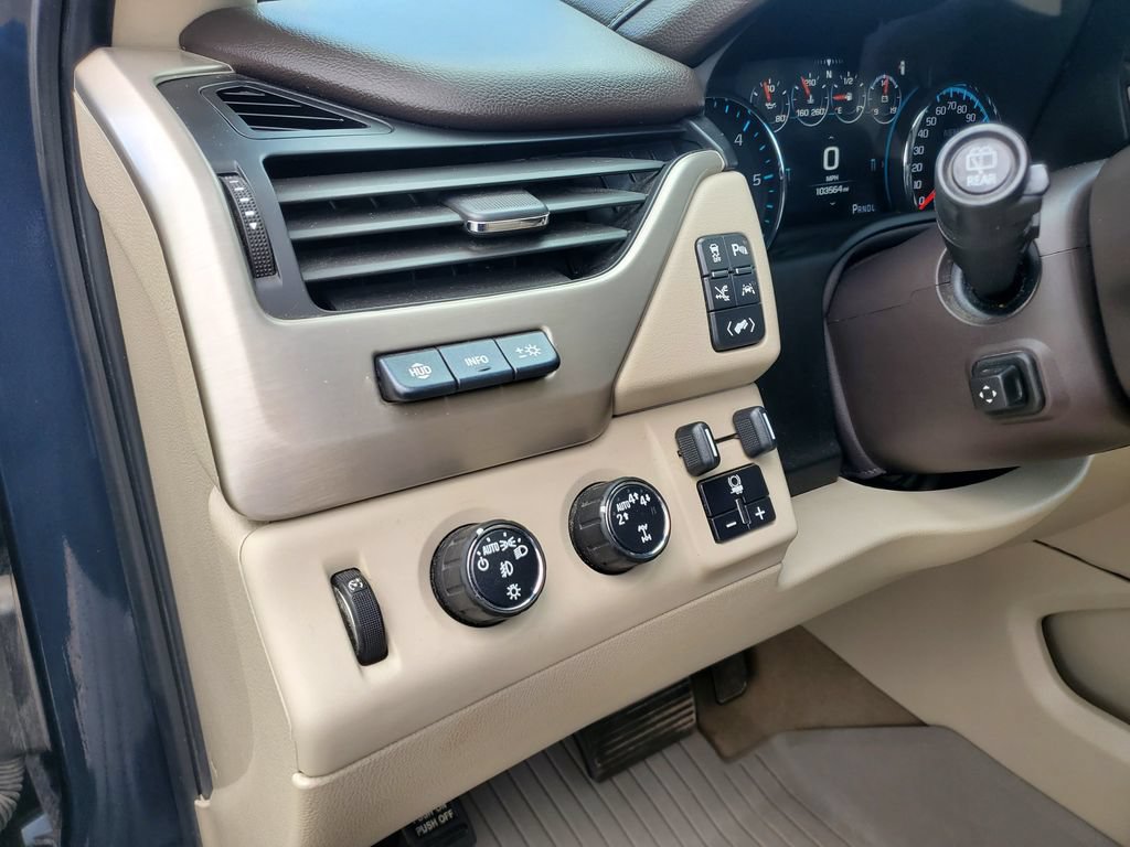 Used 2019 GMC Yukon Denali w/ Denali Ultimate Package AWD/4WD image 22