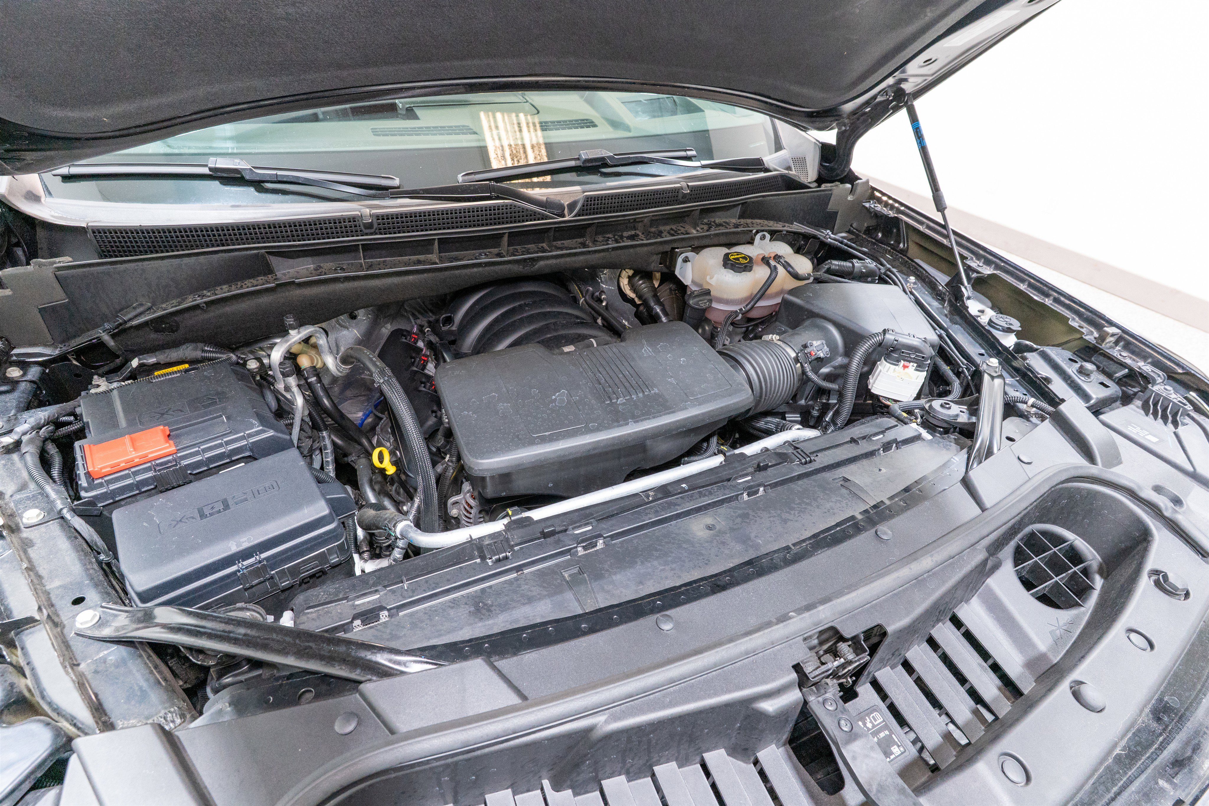 Used 2025 GMC Yukon Denali image 36